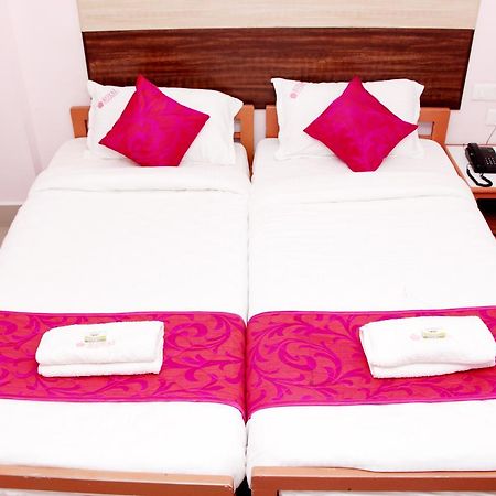 Hotel Royal Grand Days Chennai Zewnętrze zdjęcie