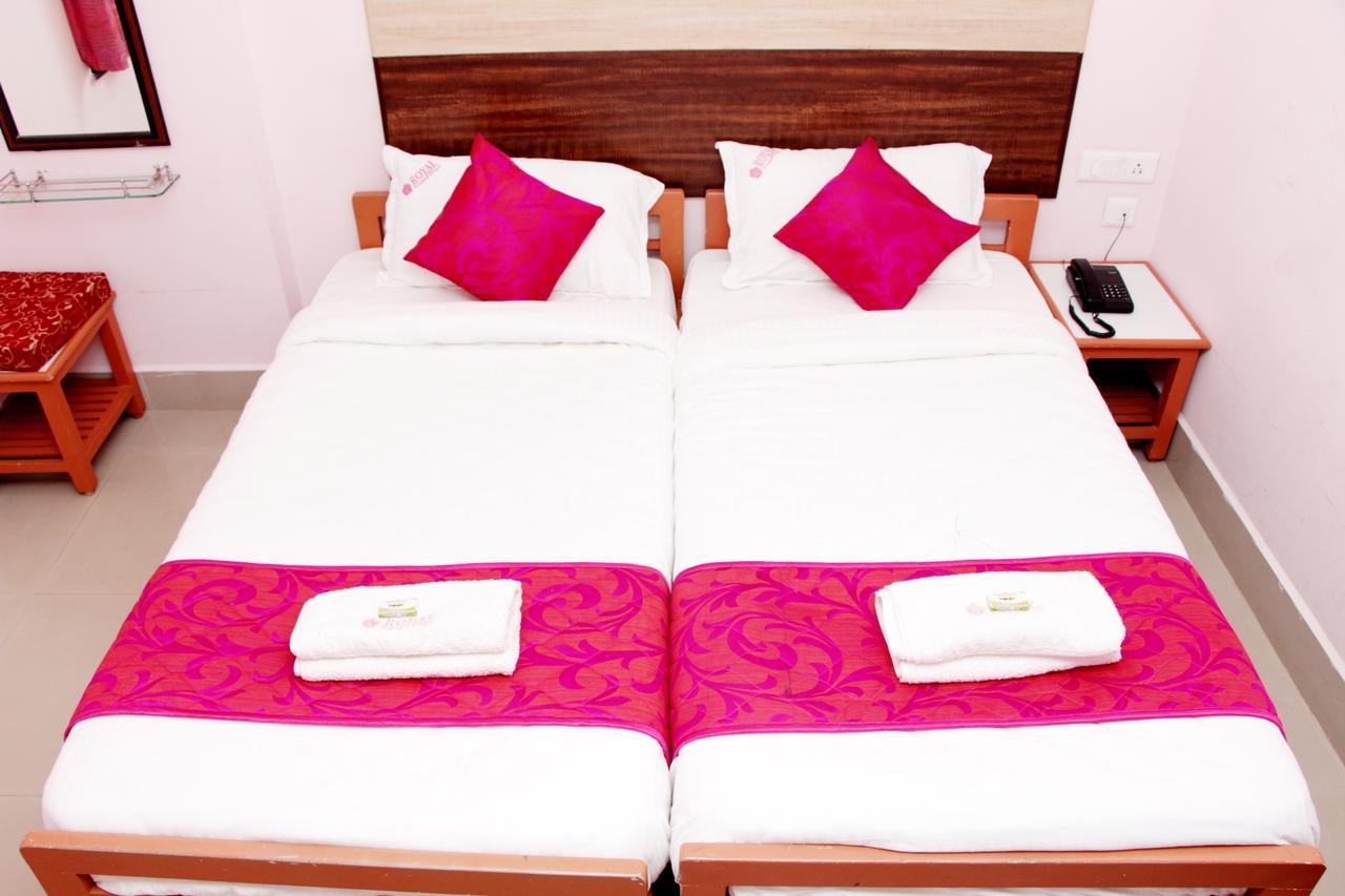 Hotel Royal Grand Days Chennai Zewnętrze zdjęcie