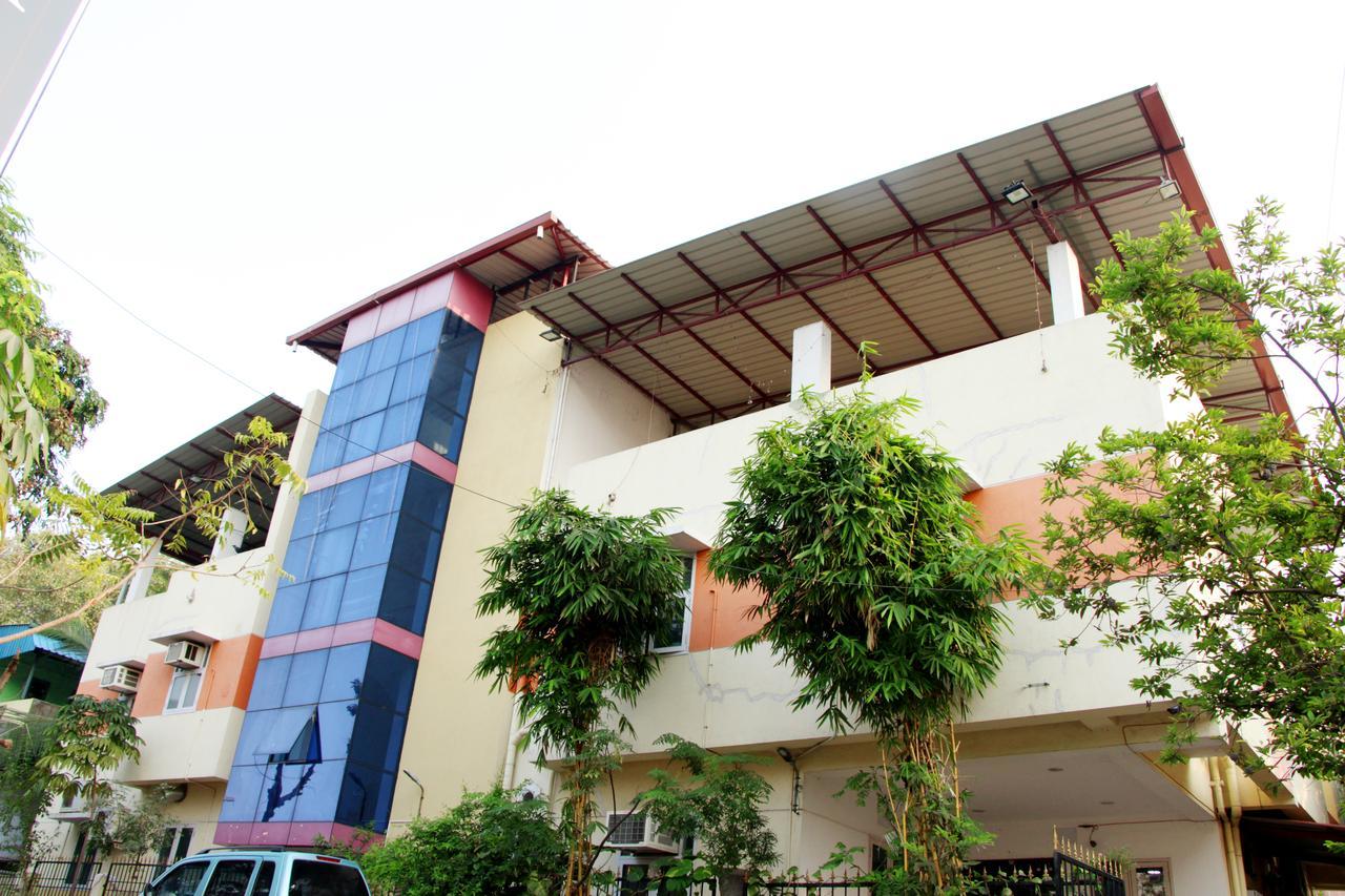 Hotel Royal Grand Days Chennai Zewnętrze zdjęcie