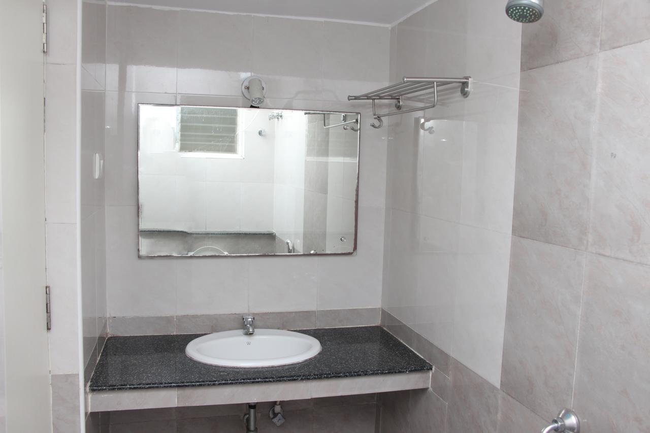 Hotel Royal Grand Days Chennai Zewnętrze zdjęcie